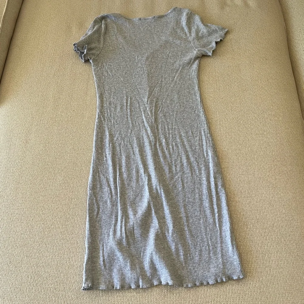 Gray Ribbed Dress - Picture 2 of 3